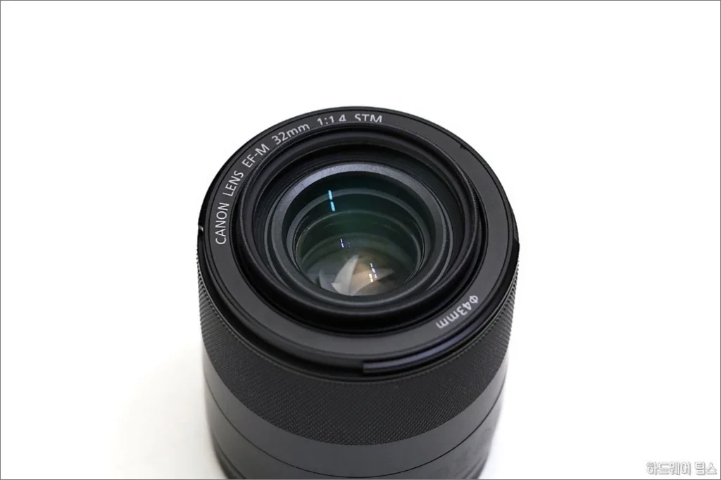 캐논 EF M 32mm F1.4 STM 렌즈 간단 리뷰 1
