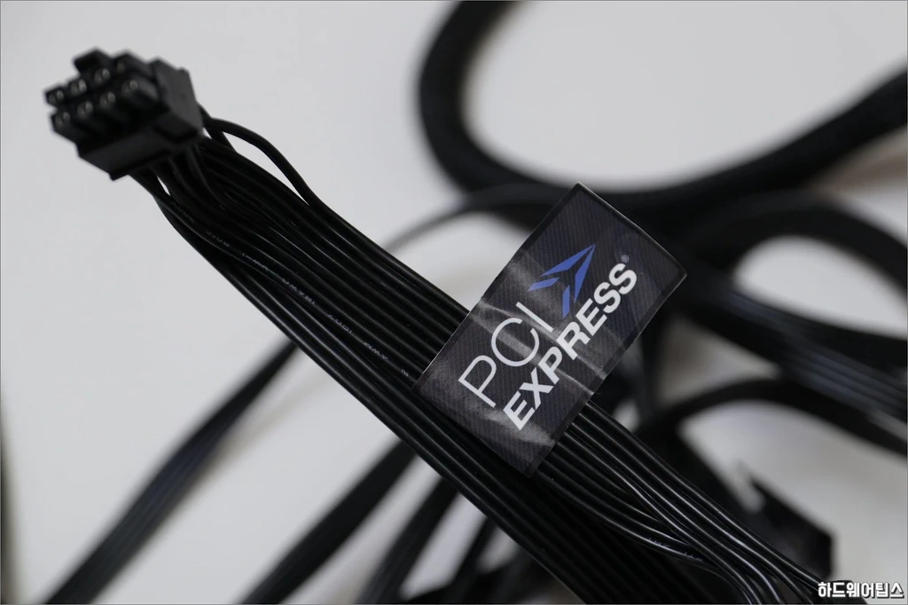 3RSYS AK 800S 80 PLUS STANDARD 230V EU 간단 리뷰 31