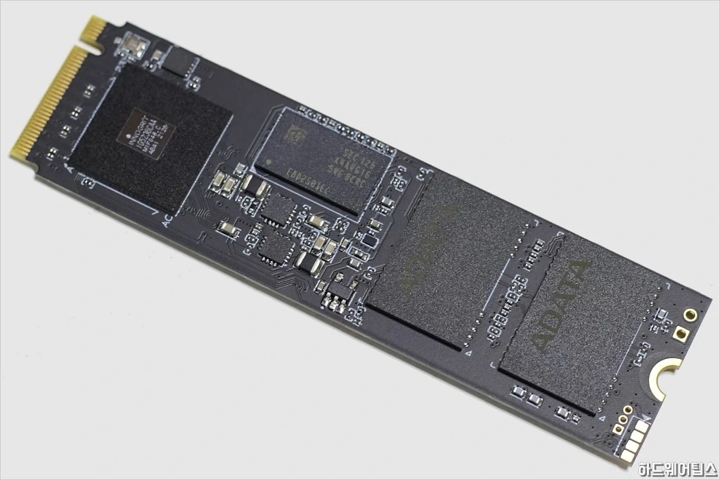 ADATA XPG GAMMIX S70 BLADE M.2 NVMe SSD 1TB 리뷰 6
