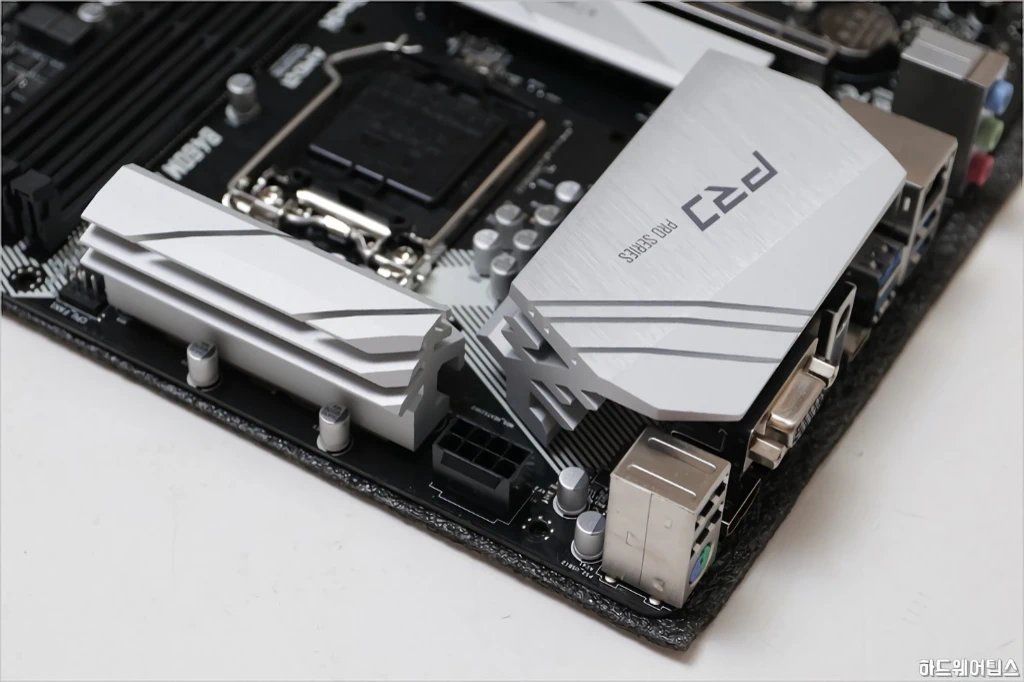 ASRock B460M PRO4 디앤디컴 리뷰 12