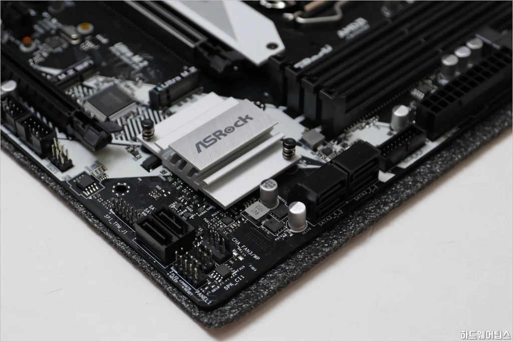 ASRock B460M PRO4 디앤디컴 리뷰 19
