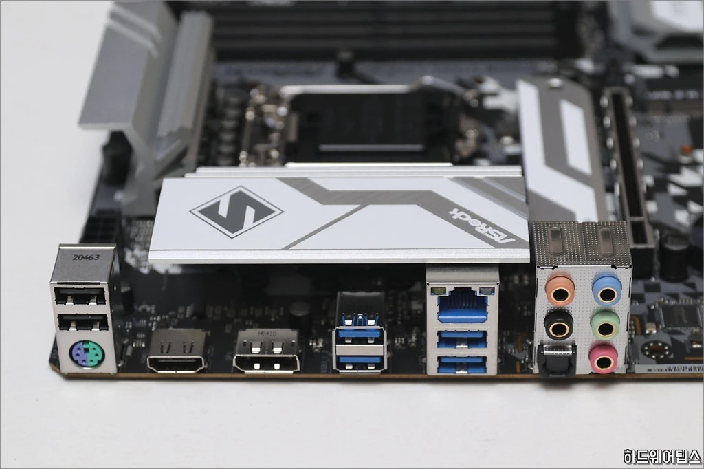ASRock B560M 스틸 레전드 디앤디 리뷰 14