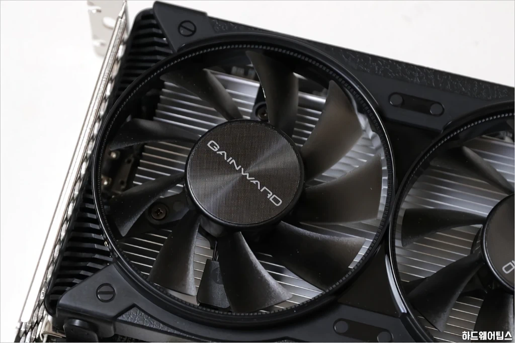 GAINWARD 지포스 GTX 1650 고스트 D6 4GB 리뷰 13