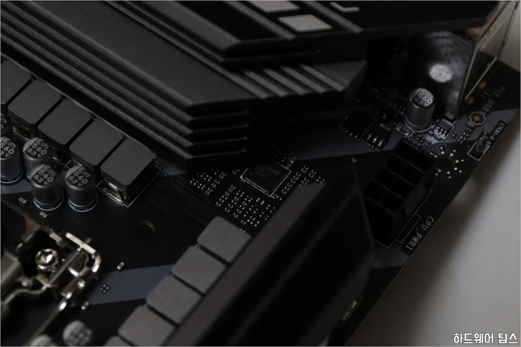 MSI MAG B460 토피도 리뷰 17
