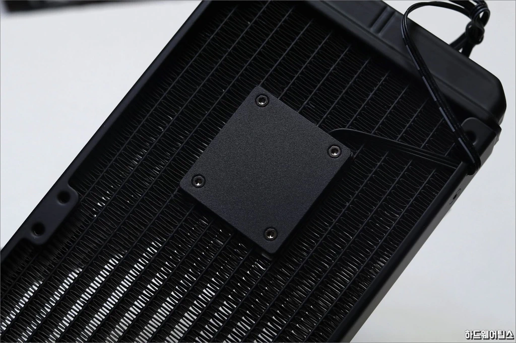 MSI MAG 코어리퀴드 240R 간단 리뷰 15
