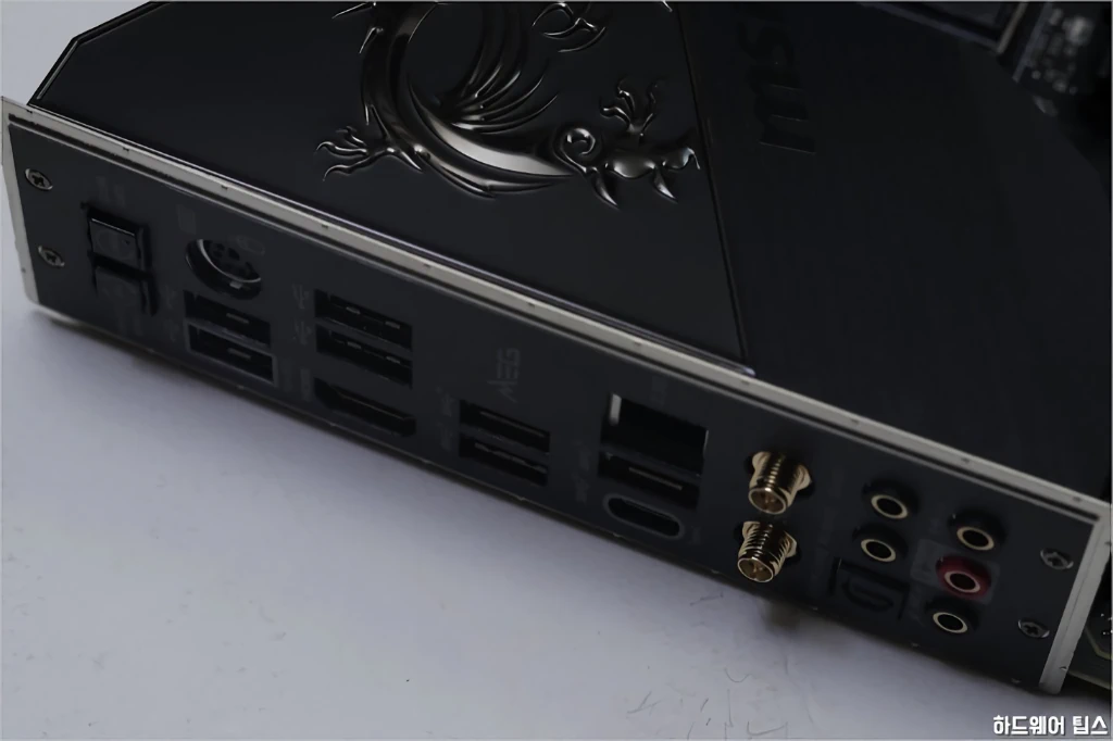 MSI MEG B550 유니파이 리뷰 17