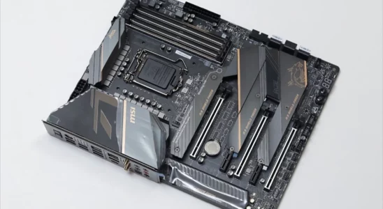 MSI MEG Z490 에이스 메인보드 리뷰 7