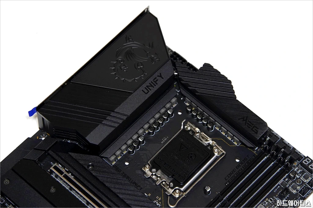 MSI MEG Z690 유니파이 리뷰 12