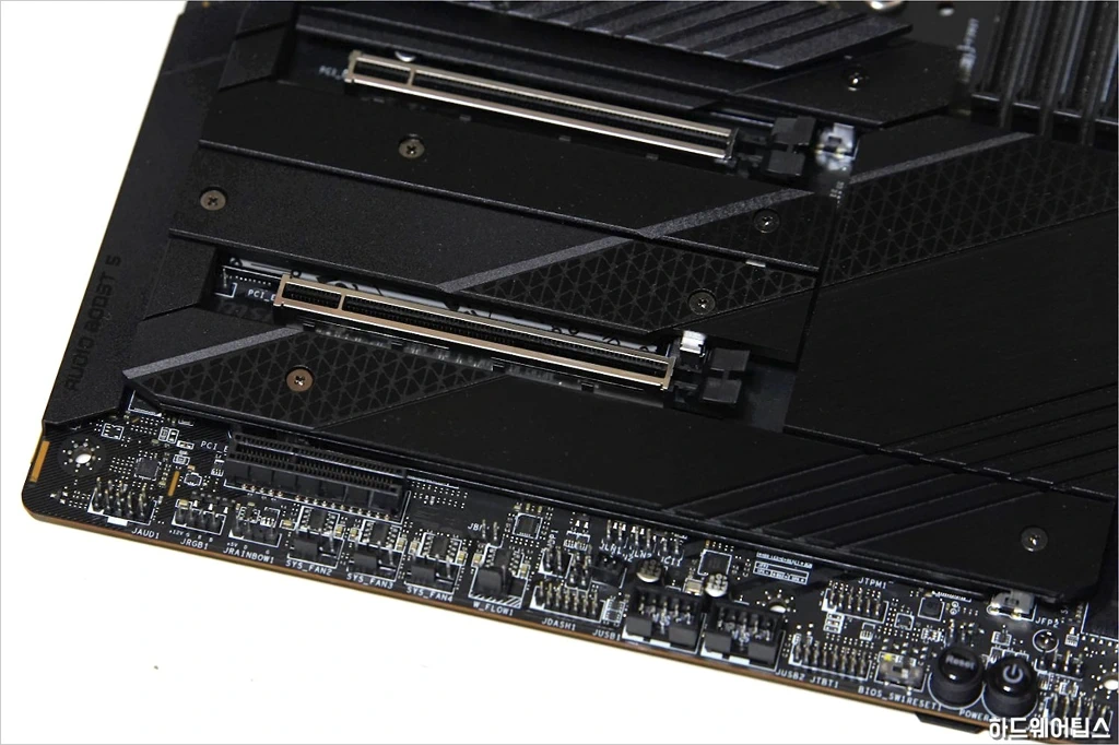 MSI MEG Z690 유니파이 리뷰 21