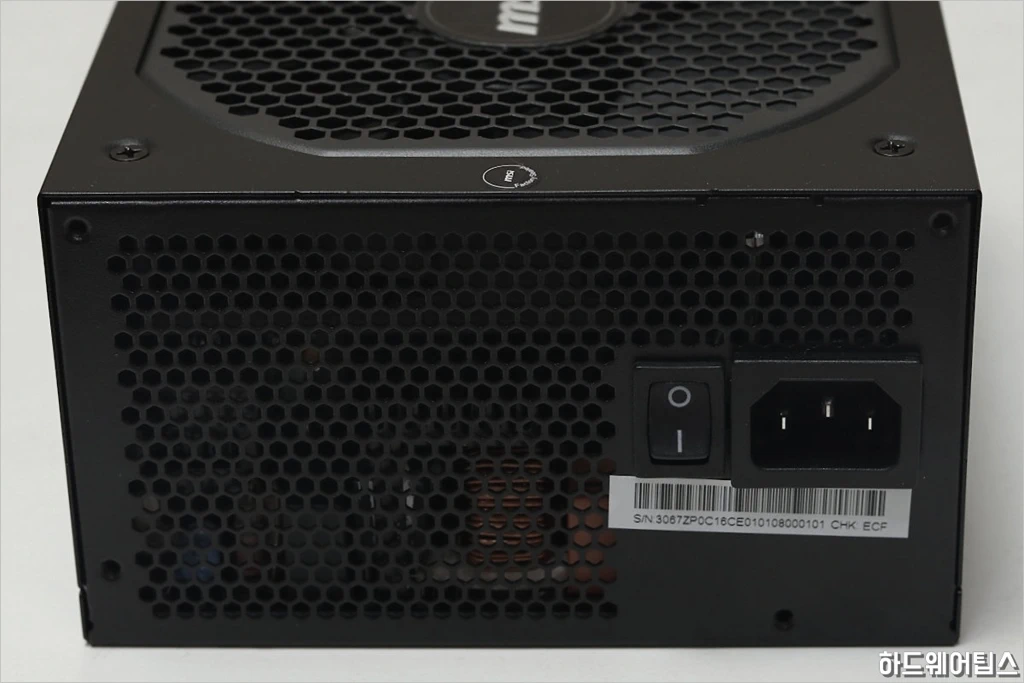 MSI MPG A850GF 80 PLUS GOLD 파워 서플라이 유닛 리뷰 24