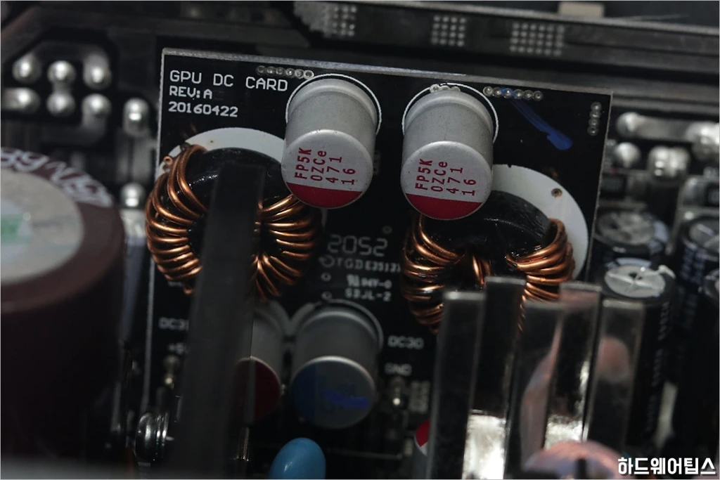 MSI MPG A850GF 80 PLUS GOLD 파워 서플라이 유닛 리뷰 33