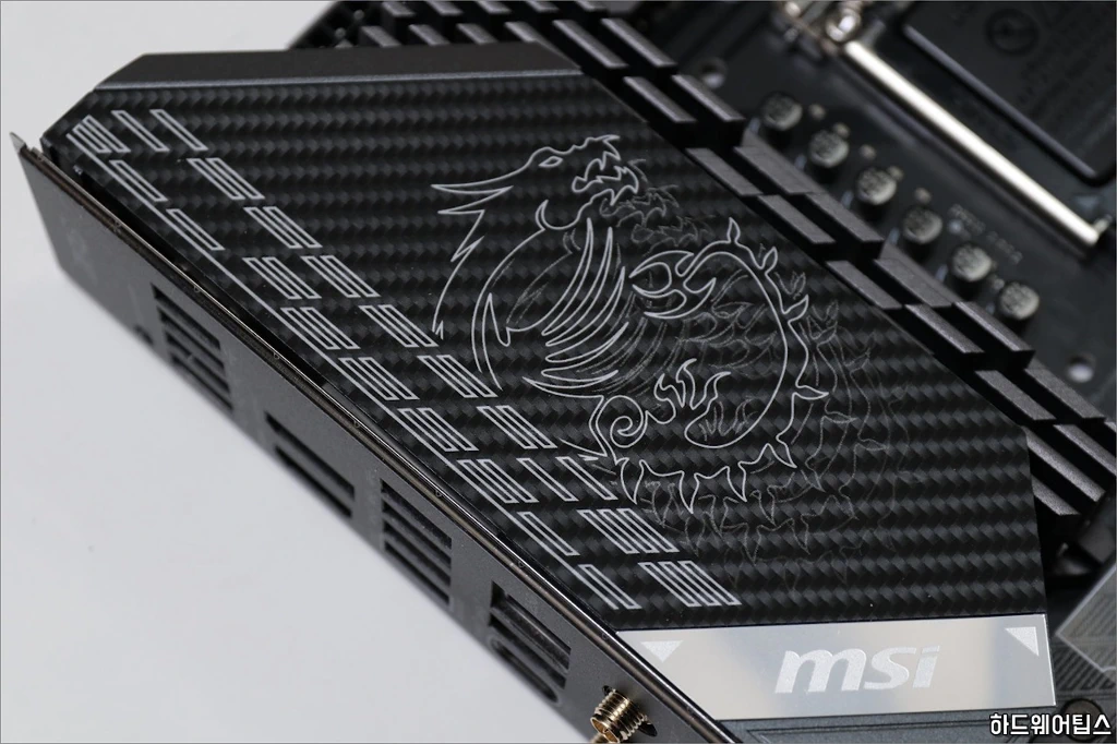 MSI MPG Z590 게이밍 카본 WIFI 리뷰 38