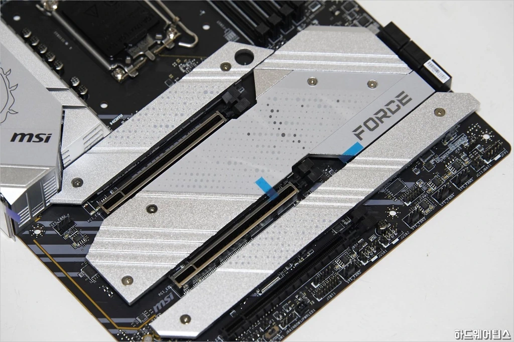 MSI MPG Z690 포스 WIFI 리뷰 24