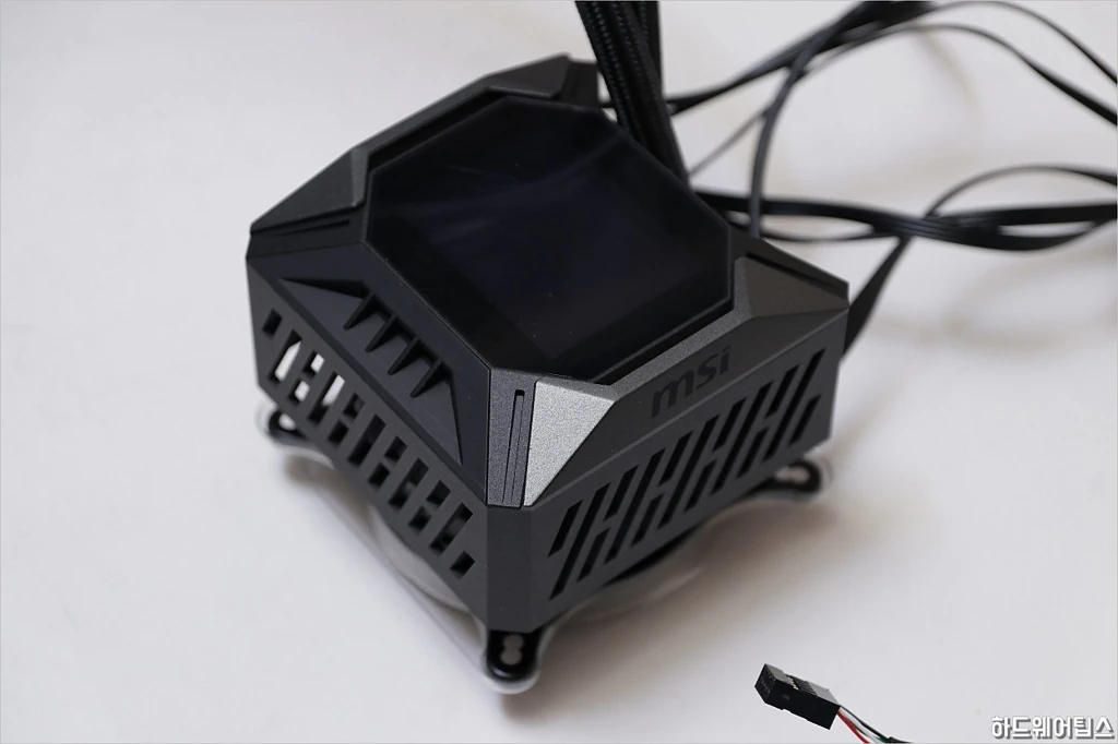 MSI MPG 코어리퀴드 K360 일체형 수랭 쿨러 리뷰 12