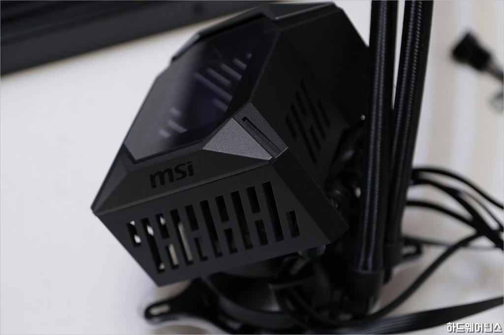MSI MPG 코어리퀴드 K360 일체형 수랭 쿨러 리뷰 16