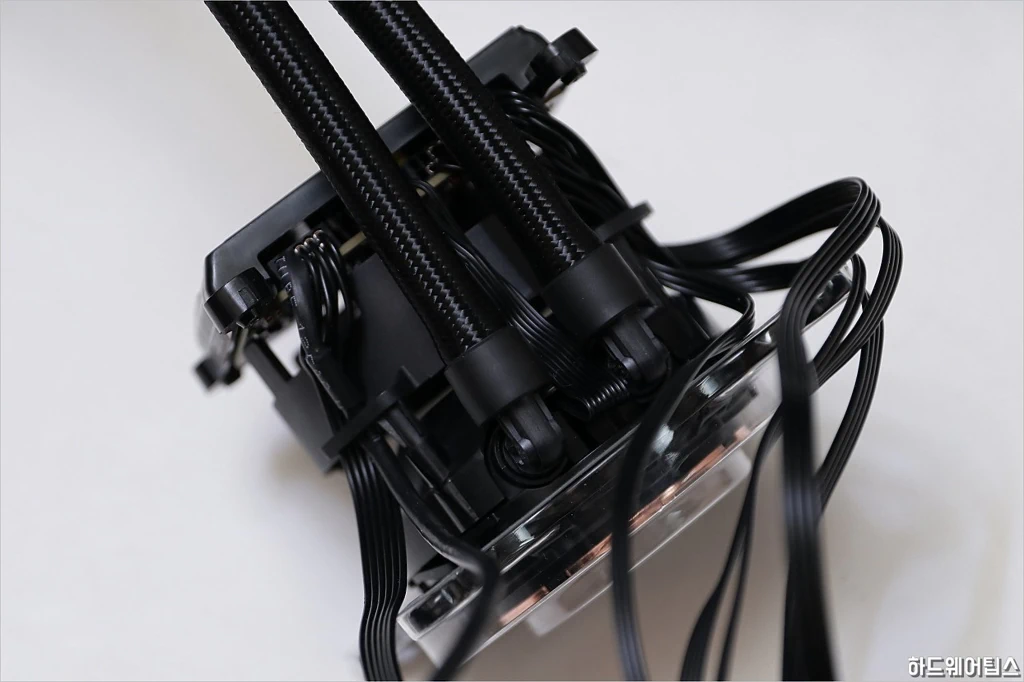 MSI MPG 코어리퀴드 K360 일체형 수랭 쿨러 리뷰 21