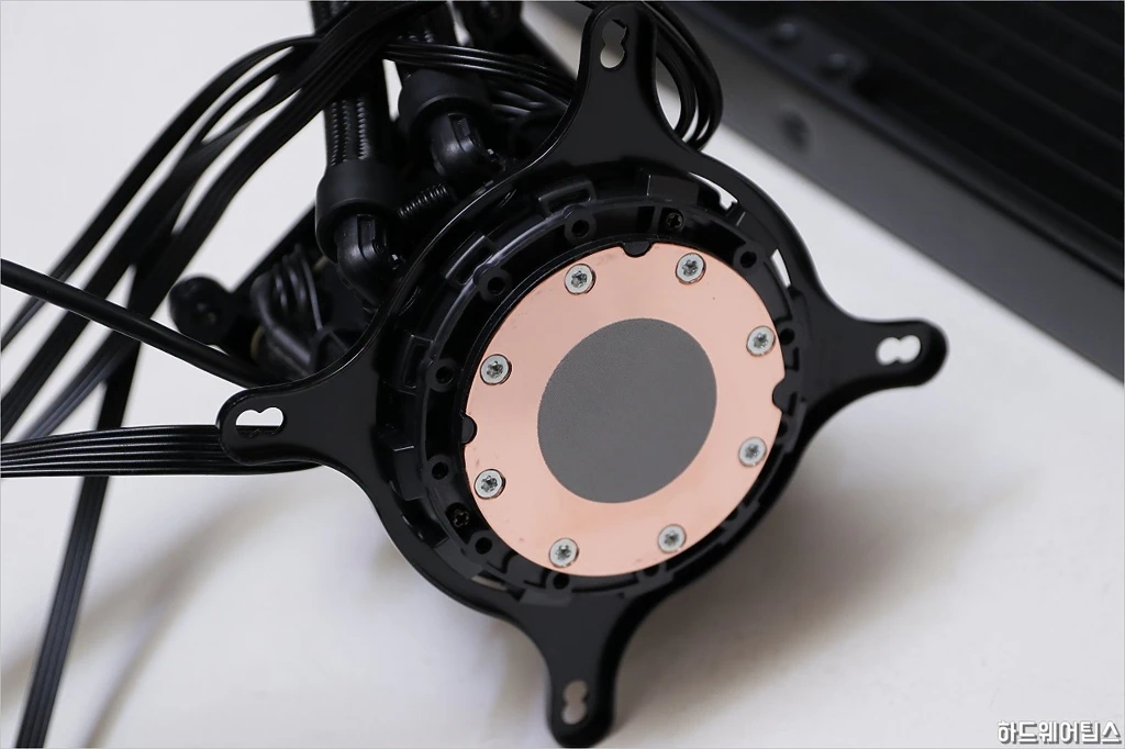 MSI MPG 코어리퀴드 K360 일체형 수랭 쿨러 리뷰 22