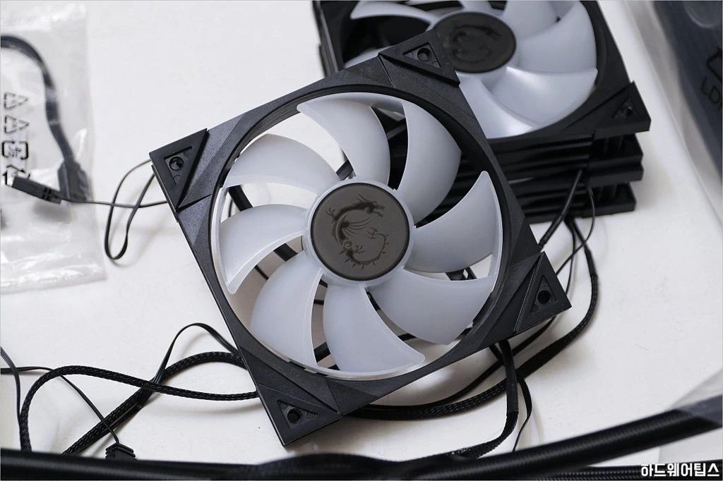 MSI MPG 코어리퀴드 K360 일체형 수랭 쿨러 리뷰 26