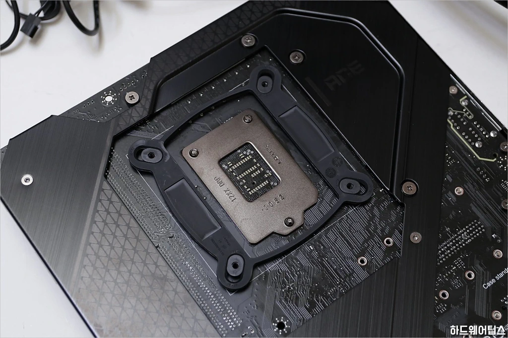 MSI MPG 코어리퀴드 K360 일체형 수랭 쿨러 리뷰 33