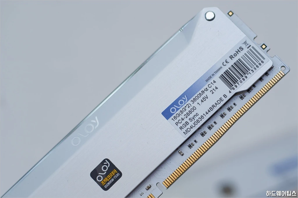 OLOy DDR4 3600 CL14 BLADE RGB AL 패키지 16GB 리뷰 11