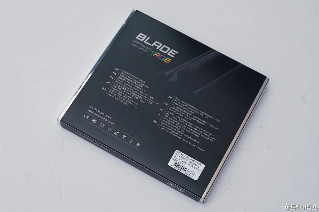 OLOy DDR4 3600 CL14 BLADE RGB AL 패키지 16GB 리뷰 4