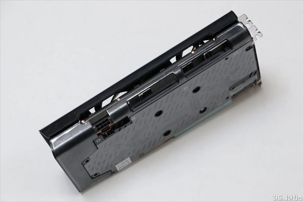 XFX 라데온 RX 5500 XT THICC II D6 4GB 리뷰 12