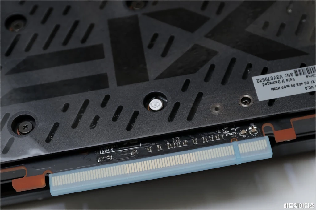 XFX 라데온 RX 5500 XT THICC II D6 4GB 리뷰 17