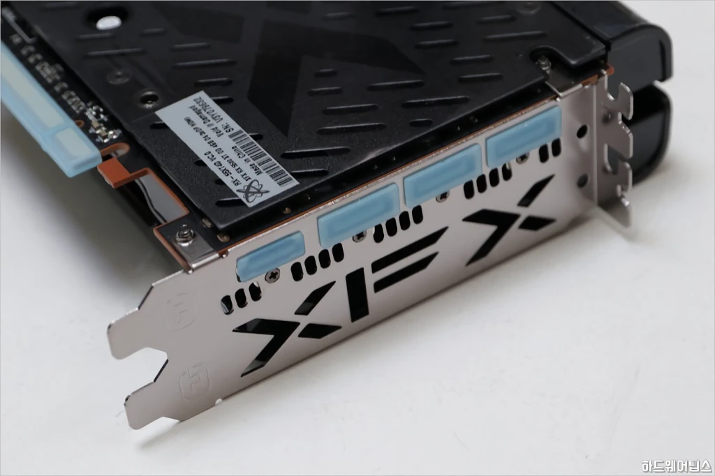 XFX 라데온 RX 5500 XT THICC II D6 4GB 리뷰 18
