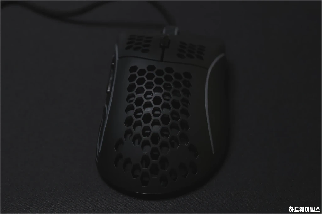 글로리어스 오딘 모델 D Glorious O.D.I.N Model D 리뷰 16