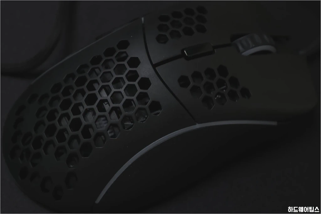 글로리어스 오딘 모델 D Glorious O.D.I.N Model D 리뷰 20