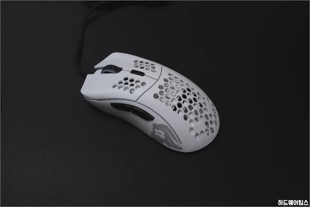 글로리어스 오딘 모델 D Glorious O.D.I.N Model D 리뷰 32