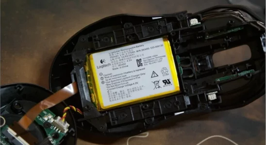 로지텍 G903 LIGHTSPEED WIRELESS 배터리 교체 후기 7