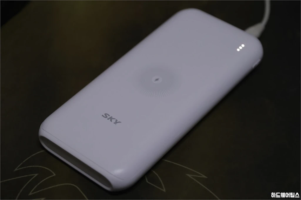 스카이 필 X1 고속충전 무선보조배터리 SKY X1WP 22