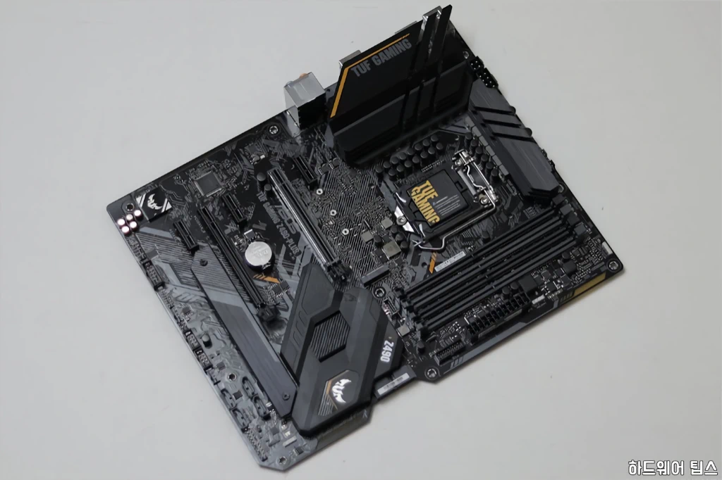 인텔 코어 i9 10900K vs. i9 10900 간단 성능 비교 8
