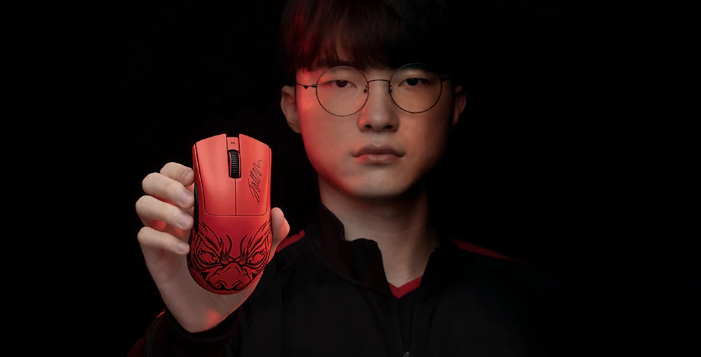 레이저 데스애더 V3 프로 페이커 에디션 출시 5