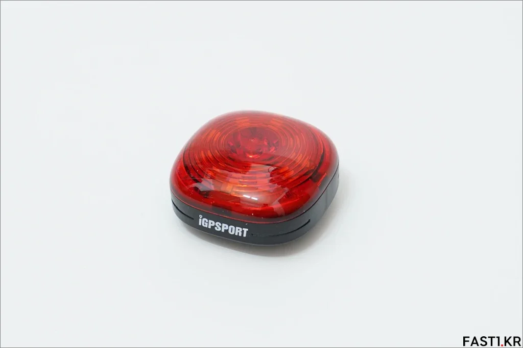 iGPSPORT TL30 자전거 스마트 테일 라이트 후미등 리뷰 003