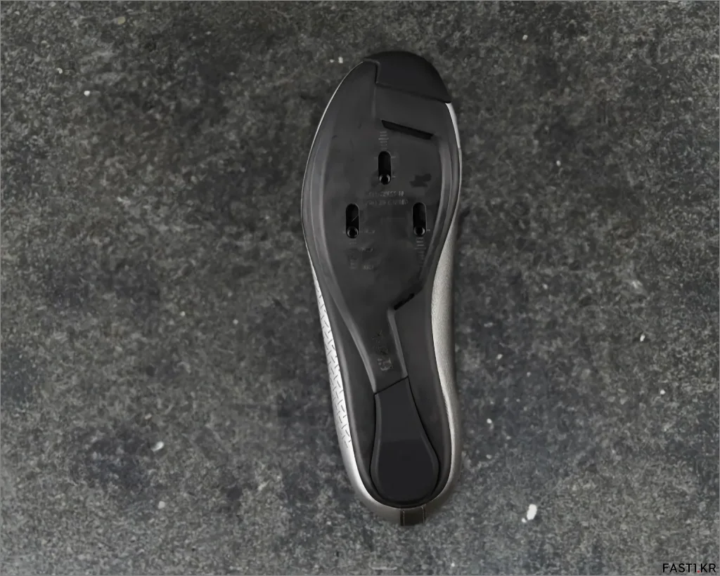 PNS x Fizik, 메커니즘 로드 클릿 슈즈 출시 9 Pas Normal Studios x Fizik Mechanism Road Shoe 10