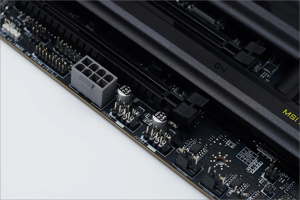 MSI MAG Z890 토마호크 WIFI 08