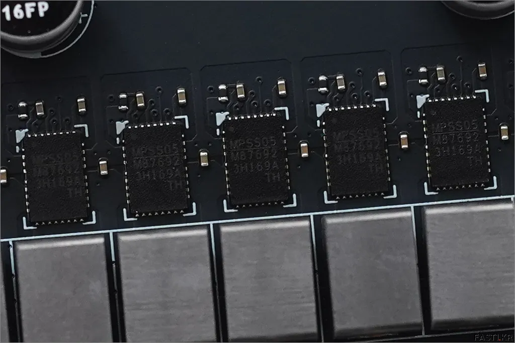 MSI MAG Z890 토마호크 WIFI 20