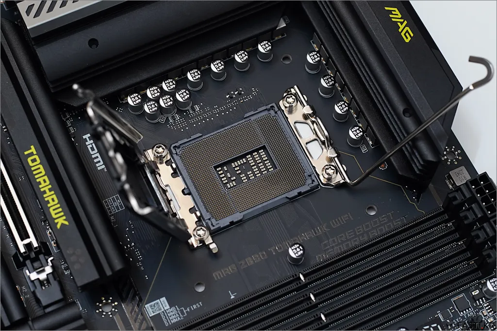 MSI MAG Z890 토마호크 WIFI 22