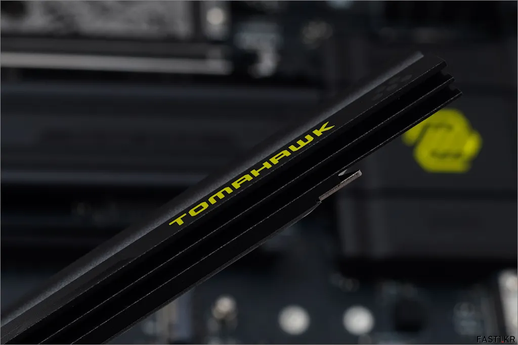 MSI MAG Z890 토마호크 WIFI 34