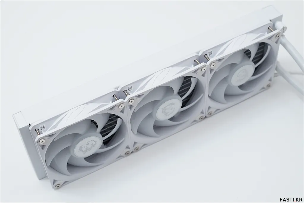 MSI MAG 코어리퀴드 I360 화이트 10