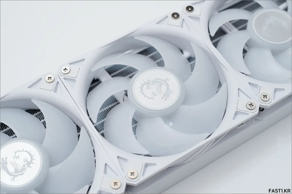 MSI MAG 코어리퀴드 I360 화이트 13