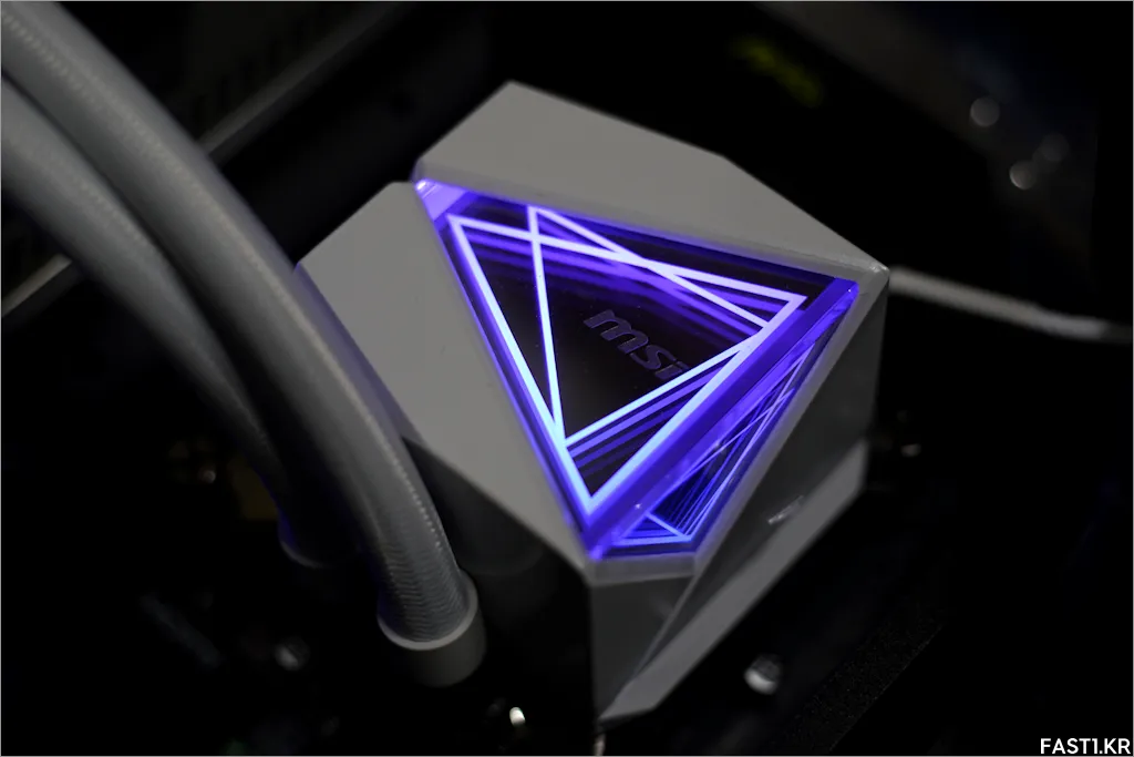 MSI MAG 코어리퀴드 I360 화이트 T01