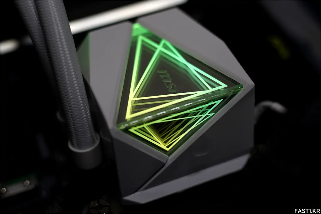 MSI MAG 코어리퀴드 I360 화이트 T04
