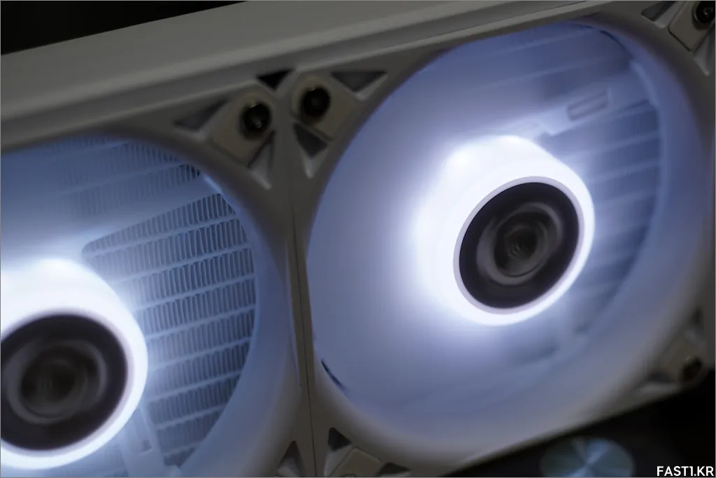 MSI MAG 코어리퀴드 I360 화이트 T12
