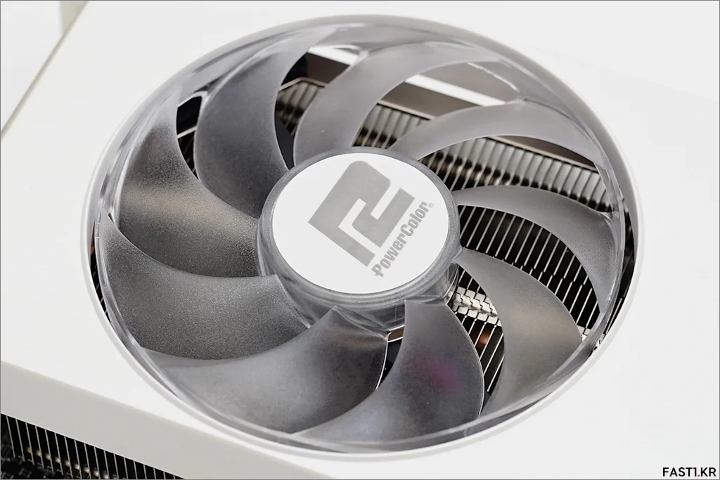 AMD Radeon RX 7700 XT P09