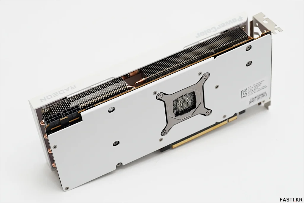 AMD Radeon RX 7700 XT P19