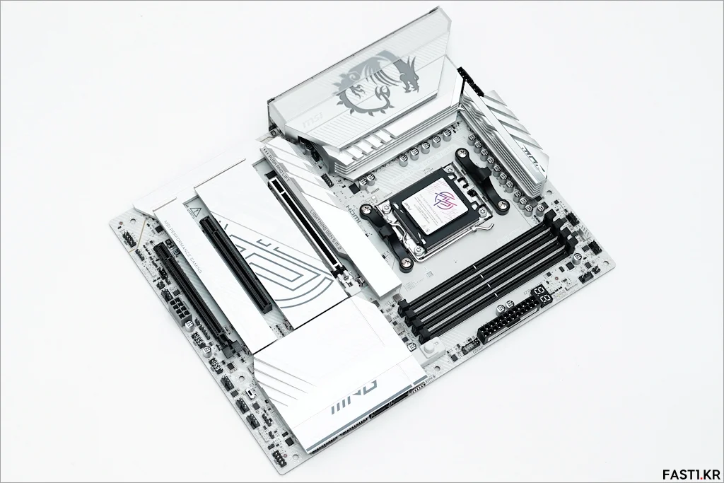 MSI MPG X870E 엣지 TI WIFI 09