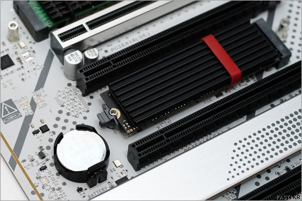 인텔 코어 울트라 7 265K ASUS Z890 AYW GAMING WIFI W 38